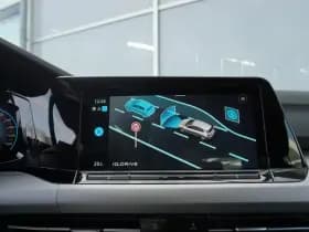 Volkswagen Golf thumbnail 54