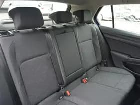 Volkswagen Golf thumbnail 17