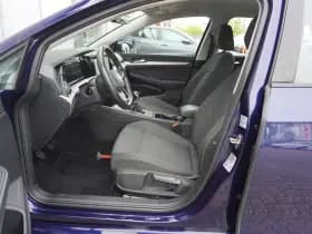 Volkswagen Golf thumbnail 21