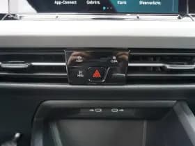 Volkswagen Golf thumbnail 29