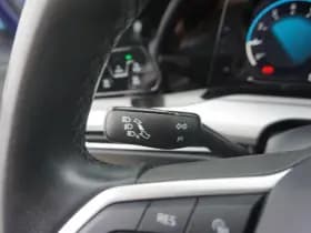 Volkswagen Golf thumbnail 38