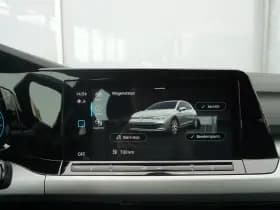 Volkswagen Golf thumbnail 47