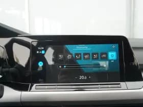 Volkswagen Golf thumbnail 56