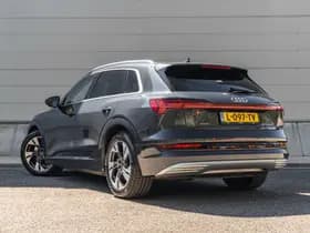 Audi e-tron thumbnail 13
