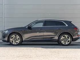 Audi e-tron thumbnail 14