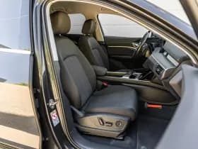 Audi e-tron thumbnail 17