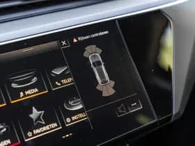 Audi e-tron thumbnail 33