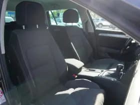 Volkswagen Passat thumbnail 16