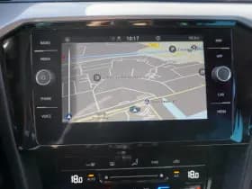 Volkswagen Passat thumbnail 25