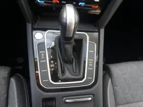 Volkswagen Passat thumbnail 31