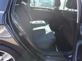 Volkswagen Passat thumbnail 33