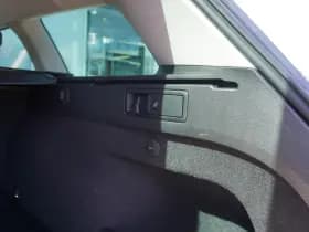 Volkswagen Passat thumbnail 34