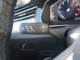Volkswagen Passat thumbnail 40