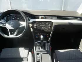Volkswagen Passat thumbnail 5
