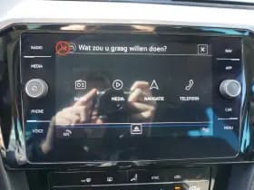 Volkswagen Passat thumbnail 47