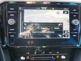 Volkswagen Passat thumbnail 48