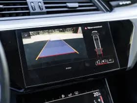 Audi e-tron thumbnail 31