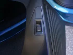 Volkswagen ID.4 thumbnail 38