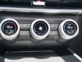 Škoda Superb thumbnail 34