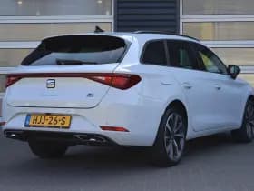 SEAT Leon Sportstourer thumbnail 2