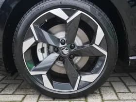 Škoda Superb thumbnail 14