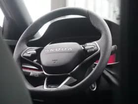 Škoda Octavia thumbnail 5