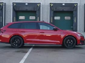 Škoda Octavia thumbnail 3