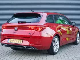 SEAT Leon Sportstourer thumbnail 2