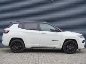 Jeep Compass thumbnail 3