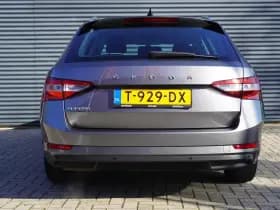Škoda Superb thumbnail 12