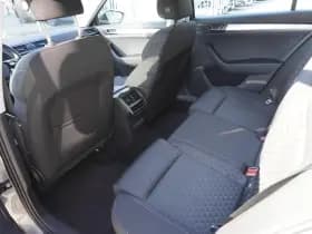 Škoda Superb thumbnail 17