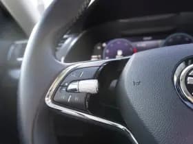 Škoda Superb thumbnail 19