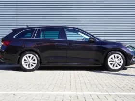 Škoda Octavia thumbnail 3