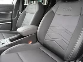 Jeep Avenger thumbnail 4