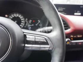 Mazda 3 thumbnail 21