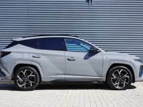 Hyundai Tucson thumbnail 3