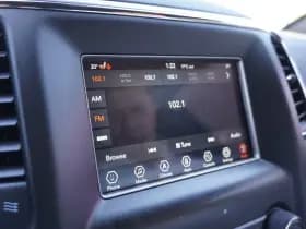 Jeep Grand Cherokee thumbnail 35