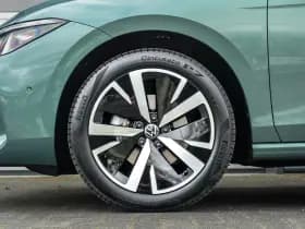 Volkswagen Passat thumbnail 13