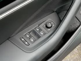 Volkswagen Passat thumbnail 24