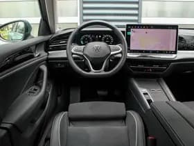 Volkswagen Passat thumbnail 26