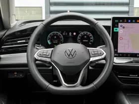Volkswagen Passat thumbnail 27