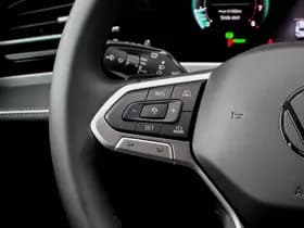Volkswagen Passat thumbnail 28