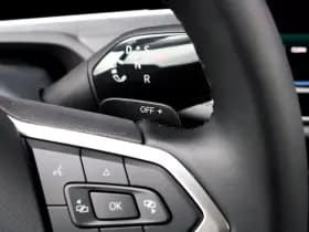Volkswagen Passat thumbnail 30