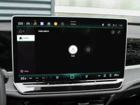 Volkswagen Passat thumbnail 46