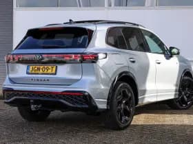 Volkswagen Tiguan thumbnail 2