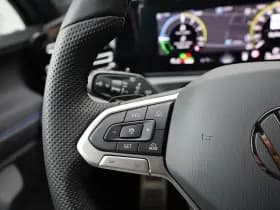 Volkswagen Tiguan thumbnail 25