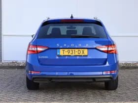 Škoda Superb thumbnail 11
