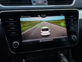 Škoda Superb thumbnail 31