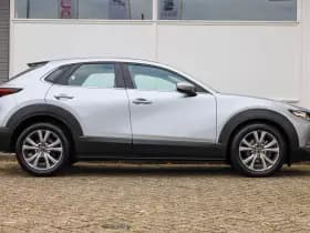 Mazda CX-30 thumbnail 3