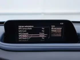 Mazda CX-30 thumbnail 42